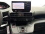 Peugeot e-Partner L1 50 kWh 136pk | 8 jaar garantie | 0% financial lease | 3-zits | Houten afwerking laadruimte | Multimedia | Draadloze Apple Carplay en Android Auto | NAVI | Parkeersensoren voor en achter | Achteruitrijcamera | Dode hoek detectie | Mistlampen | Licht- en regensensor | Automatische verlichting | Stuurwielbediening | Digital cockpit | Bestuurdersstoel comfort | van €32.065 voor €27.995 ex. BTW rijklaar