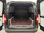 Peugeot e-Partner L1 50 kWh 136pk | 8 jaar garantie | 0% financial lease | 3-zits | Houten afwerking laadruimte | Multimedia | Draadloze Apple Carplay en Android Auto | NAVI | Parkeersensoren voor en achter | Achteruitrijcamera | Dode hoek detectie | Mistlampen | Licht- en regensensor | Automatische verlichting | Stuurwielbediening | Digital cockpit | Bestuurdersstoel comfort | van €32.065 voor €27.995 ex. BTW rijklaar