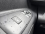 Peugeot e-Partner L1 50 kWh 136pk | 8 jaar garantie | 0% financial lease | 3-zits | Houten afwerking laadruimte | Multimedia | Draadloze Apple Carplay en Android Auto | NAVI | Parkeersensoren voor en achter | Achteruitrijcamera | Dode hoek detectie | Mistlampen | Licht- en regensensor | Automatische verlichting | Stuurwielbediening | Digital cockpit | Bestuurdersstoel comfort | van €32.065 voor €27.995 ex. BTW rijklaar