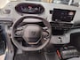 Peugeot e-Partner L1 50 kWh 136pk | 8 jaar garantie | 0% financial lease | 2-zits | Houten afwerking laadruimte | Multimedia | Draadloze Apple Carplay en Android Auto | Achteruitrijcamera | Parkeersensoren achter | Digital cockpit | Stuurwielbediening | Bestuurdersstoel comfort | van €30.615 voor €26.695 ex. BTW rijklaar