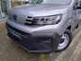 Peugeot e-Partner L1 50 kWh 136pk | 8 jaar garantie | 0% financial lease | 2-zits | Houten afwerking laadruimte | Multimedia | Draadloze Apple Carplay en Android Auto | Achteruitrijcamera | Parkeersensoren achter | Digital cockpit | Stuurwielbediening | Bestuurdersstoel comfort | van €30.615 voor €26.695 ex. BTW rijklaar