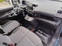 Peugeot e-Partner L2 50 kWh 136pk | 8 jaar garantie | 0% financial lease | 3-zits | Houten afwerking laadruimte | Exterieur Pakket | 16 inch lichtmetalen velgen | Keyless Entry | Climate Control | Multimedia | Draadloze Apple Carplay en Android Auto | NAVI | Parkeersensoren voor en achter | Achteruitrijcamera | Dode hoek detectie | Mistlampen | Licht- en regensensor | Automatische verlichting | Stuurwielbediening | Digital cockpit | Bestuurdersstoel comfort | van €34.064 voor €29.695 ex. BTW rijklaar