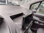 Peugeot e-Partner L2 50 kWh 136pk | 8 jaar garantie | 0% financial lease | 3-zits | Houten afwerking laadruimte | Exterieur Pakket | 16 inch lichtmetalen velgen | Keyless Entry | Climate Control | Multimedia | Draadloze Apple Carplay en Android Auto | NAVI | Parkeersensoren voor en achter | Achteruitrijcamera | Dode hoek detectie | Mistlampen | Licht- en regensensor | Automatische verlichting | Stuurwielbediening | Digital cockpit | Bestuurdersstoel comfort | van €34.064 voor €29.695 ex. BTW rijklaar