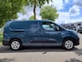 Peugeot e-Partner L2 50 kWh 136pk | 8 jaar garantie | 0% financial lease | 3-zits | Houten afwerking laadruimte | Exterieur Pakket | 16 inch lichtmetalen velgen | Keyless Entry | Climate Control | Multimedia | Draadloze Apple Carplay en Android Auto | NAVI | Parkeersensoren voor en achter | Achteruitrijcamera | Dode hoek detectie | Mistlampen | Licht- en regensensor | Automatische verlichting | Stuurwielbediening | Digital cockpit | Bestuurdersstoel comfort | van €34.064 voor €29.695 ex. BTW rijklaar