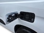 Peugeot e-Partner L2 50 kWh 136pk | 8 jaar garantie | 0% financial lease | 2-zits | Houten afwerking laadruimte | Verwarmbare stoelen | ECO LED koplampen | Multimedia | Draadloze Apple Carplay en Android Auto | Achteruitrijcamera | Parkeersensoren voor en achter | Digital cockpit | Stuurwielbediening | Bestuurdersstoel comfort met armsteun | Reservewiel | van €32.584 voor €28.395 ex. BTW rijklaar