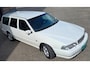 Volvo V70 2.5 AUTOMAAT, netto € 4.950 ex BTW, Leder, bijtelvriendelijk!