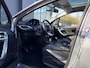 Peugeot 2008 1.2 PureTech Allure 2e Eigenaar,Pano,Navi,Trekhaak,Camera,110pk,Pdc,Clima,Cruise,Halfleder,N.A.P,Dealer Onderhouden,Apple Carplay/Android Auto,Apk tot 12-2026