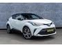 Toyota C-HR / C-HR+ 2.0 Hybrid Executive | Achteruitrijcamera | Parkeersensoren | Stoelverwarming | Trekhaak | Cruise Control | Dodehoekdetectie | Lane Assist | Lichtmetalen Velgen 18 inch