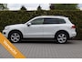 Volkswagen Touareg 3.0 TSI 380PK Hybrid Highline Pano | Trhk | Dyn Audio |