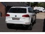 Volkswagen Touareg 3.0 TSI 380PK Hybrid Highline Pano | Trhk | Dyn Audio |