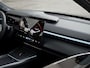 Lynk & Co 08 1.5 Core Business edition | Schuif-/ Kanteldak | 360 Parkeercamera | Elektrisch bedienbare achterklep | Stoelverwarming | Full Led koplampen | 19" wielen | Apple CarPlay/Android Auto | Dodehoekdetectie | Adaptive Cruise Control | 200km elektrisch bereik | PHEV | Actieradius gecombineerd 1100 km |