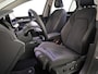 Volkswagen Golf 1.5 eHybrid Style Edition 204 pk Automaat (DSG) | Verlengde garantie | Navigatie | Panoramadak | Trekhaak (wegklapbaar) | Parkeersensoren (Park assist) | Achteruitrijcamera | Stoelverwarming |