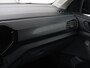 Volkswagen T-Cross 1.0 TSI Life | Trekhaak | Carplay | Virtual Cockpit | Side Assist | Navigatie | Sportstoelen | Adaptive cruise | Getint glas | Regen-/lichtsensor