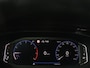 Volkswagen T-Cross 1.0 TSI Life | Trekhaak | Carplay | Virtual Cockpit | Side Assist | Navigatie | Sportstoelen | Adaptive cruise | Getint glas | Regen-/lichtsensor