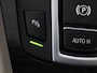 BMW 5-Serie 520i Luxury Edition | Origineel NL | Comfortstoelen | Leder | Trekhaak | Stoelverwarming | Bi-Xenon | Navigatie | Bluetooth | Parkeerhulp | Climate control | Cruise control
