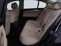 BMW 5-Serie 520i Luxury Edition | Origineel NL | Comfortstoelen | Leder | Trekhaak | Stoelverwarming | Bi-Xenon | Navigatie | Bluetooth | Parkeerhulp | Climate control | Cruise control