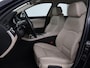 BMW 5-Serie 520i Luxury Edition | Origineel NL | Comfortstoelen | Leder | Trekhaak | Stoelverwarming | Bi-Xenon | Navigatie | Bluetooth | Parkeerhulp | Climate control | Cruise control