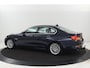 BMW 5-Serie 520i Luxury Edition | Origineel NL | Comfortstoelen | Leder | Trekhaak | Stoelverwarming | Bi-Xenon | Navigatie | Bluetooth | Parkeerhulp | Climate control | Cruise control