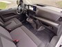 Opel Vivaro-e Electric L2 75 kWh 136pk | 8 jaar garantie | 0% financial lease | Houten afwerking laadruimte | NAVI | Multimedia | Apple Carplay | Android Auto | Achteruitrijcamera | Parkeersensoren voor en achter | Dode hoek detectie | Digitale cockpit | Stuurwielbediening | Mistlampen | Licht- en regensensor | Automatic light | Tussenwand comfort met raam | Bestuurdersstoel comfort | Bank voorpassagiers | Reservewiel | van €47.469 voor €36.450 ex. BTW rijklaar