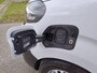 Opel Vivaro-e Electric L2 75 kWh 136pk | 8 jaar garantie | 0% financial lease | Houten afwerking laadruimte | NAVI | Multimedia | Apple Carplay | Android Auto | Achteruitrijcamera | Parkeersensoren voor en achter | Dode hoek detectie | Digitale cockpit | Stuurwielbediening | Mistlampen | Licht- en regensensor | Automatic light | Tussenwand comfort met raam | Bestuurdersstoel comfort | Bank voorpassagiers | Reservewiel | van €47.469 voor €36.450 ex. BTW rijklaar