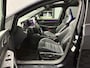 Volkswagen Golf 8 2.0 TSI R 4Motion Akra
