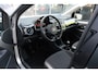 Volkswagen Up! 1.0 BMT high up! 88dkm Airco/Stoelverwarming/15"LMV 5 deuren