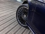 Mercedes-Benz E-klasse 300 e AMG Line | SOFTCLOSE | AIRMATIC | ACHTERASBESTURING | STOELMASSAGE | STOELVENTILATIE | 20 INCH | RIJ-ASSISTENTIE PAKKET | 360 CAMERA | KEYLESS | ELEKTR.TREKHAAK | PANORAMA/SCHUIF-KANTELDAK | HYPERSCREEN | NAUTICBLAUW | NP 95 K |