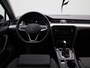 Volkswagen Passat Variant 2.0 TDI 90kW DSG Style Business AUTOMAAT | SPORTSTOELEN | NAVIGATIE | APPLE CARPLAY | CAMERA | CLIMA | ADAPTIEVE CRUISE | DAB | PDC | ELEKTRISCHE KOFFERKLEP EN STOEL | 12 MAANDEN BOVAG GARANTIE |