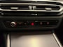 BMW 3-Serie Touring 320e M-Pakket Pano, Cruise Control, Apple Carplay, Trekhaak, LED, Sfeerverlichting, Elek Stoel, H&K Audio