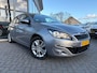 Peugeot 308 1.6 THP Active | Trekhaak | Navigatie | Cruise | LMV | PDC | Climate | Nieuwe Distributieketting | recent onderh |