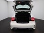 Mercedes-Benz A-klasse 180 Ambition AUTOMAAT | PANORAMADAK | AMG | NAVIGATIE | SPORTSTOELEN | CRUISE | LMV | AIRCO | 12 MAANDEN BOVAG GARANTIE |