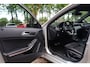 Mercedes-Benz A-klasse 180 Ambition Aut. | AMG-Pakket | Apple Car Play | Stoelverwarming | Full Led | Historie | 18 Inch | Navi |