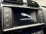 Jaguar XE 3.0 S V6 340PK - STOELVERWARMING