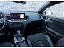 Kia ProCeed 1.5 T-GDi GT-Line | Trekhaak | Panoramadak | Lederen Bekleding | Stoelverwarming | Achteruitrijcamera | Parkeersensoren | Cruise Control Adaptief | Keyless Entry | Elektrische Achterklep | Navigatie | Apple Carplay | Android Auto