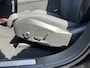Volvo XC60 T6 Plug-in hybrid AWD Plus Dark | Blis | Elektrische stoelen | Pano dak | Trekhaak | Stuur en Stoel verwarming | Harman Kardon audio | Keyless | 360 camera | Google |