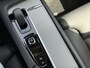 Volvo XC90 T8 Plug-in hybrid AWD Ultra Dark | Blis | AppleCarplay | Harman Kardon Audio | Trekhaak | Pano dak| Headup display | Keyless | 360 camera | 7 zits |