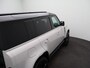 Land Rover Defender 2.0 P300e 110 HSE Dynamic Edition | Cold Climate & Black Pack | ClearSight | 22'' velgen | Elek. trekhaak |