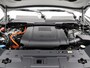 Land Rover Defender 2.0 P300e 110 HSE Dynamic Edition | Cold Climate & Black Pack | ClearSight | 22'' velgen | Elek. trekhaak |