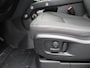 Land Rover Defender 2.0 P300e 110 HSE Dynamic Edition | Cold Climate & Black Pack | ClearSight | 22'' velgen | Elek. trekhaak |