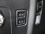 Land Rover Defender 2.0 P300e 110 HSE Dynamic Edition | Cold Climate & Black Pack | ClearSight | 22'' velgen | Elek. trekhaak |