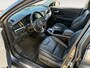 Kia Niro EV e-Niro ExecutiveLine 64 kWh | Navigatie | Warmtepomp | Schuifkanteldak | Trekhaak | Privacy Glass | Elektrische achterklep | Keyless Entry | Apple Car Play/Android Auto | 1e Eigenaar | Geventileerde en verwarmbare stoelen | Meest complete uitvoering | NL - Auto |
