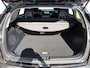Kia Niro EV e-Niro ExecutiveLine 64 kWh | Navigatie | Warmtepomp | Schuifkanteldak | Trekhaak | Privacy Glass | Elektrische achterklep | Keyless Entry | Apple Car Play/Android Auto | 1e Eigenaar | Geventileerde en verwarmbare stoelen | Meest complete uitvoering | NL - Auto |