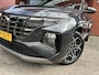 Hyundai Tucson 1.6 T-GDI HEV N Line 4WD // KEYLESS // LEDER-ALCANTARA // CAMERA +SENSOREN // NAVI+CARPLAY // STOELVERWARMING //