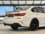 BMW 3-Serie 330i High Executive M-SPORT/PANO/LASER/360/HEAD