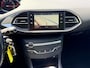 Peugeot 308 SW 1.2 PureTech Blue Lease Executive | Pano | Navi | PDC |
