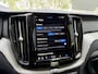 Volvo XC60 2.0 T6 Plug-in hybrid AWD Plus Dark | 360 Camera |  IntelliSafe Surround & Assist | Getint glas | Longe Range