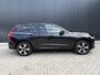 Volvo XC60 2.0 T6 Plug-in hybrid AWD Plus Dark | 360 Camera |  IntelliSafe Surround & Assist | Getint glas | Longe Range