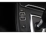 BMW 3-Serie Touring 318i High Executive | Stoelverwarming | Leder | Cruise Control | PDC V+A | 18 Inch