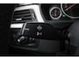 BMW 3-Serie Touring 318i High Executive | Stoelverwarming | Leder | Cruise Control | PDC V+A | 18 Inch