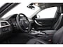 BMW 3-Serie Touring 318i High Executive | Stoelverwarming | Leder | Cruise Control | PDC V+A | 18 Inch